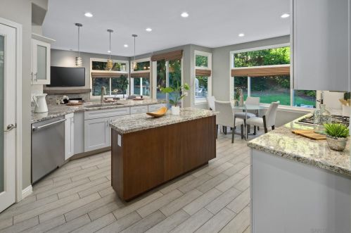 5227 Ocean Breeze Ct, San Diego, CA 92109-1361
