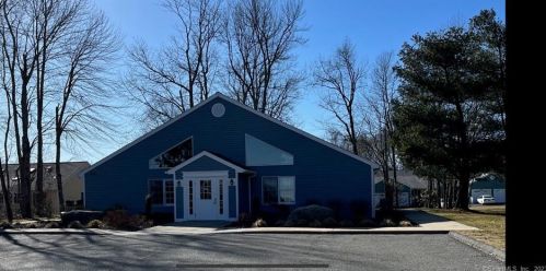 30 Highland Dr, Upper Stepney CT  06468-1441 exterior