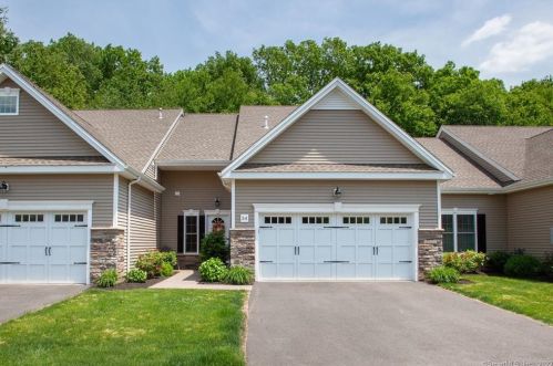 54 Brighton Park Way, Bloomfield, CT 06002-3167