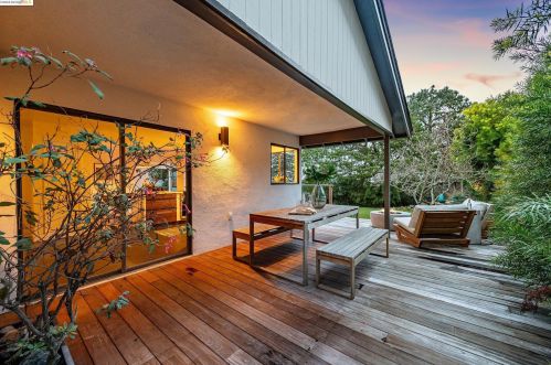 13050 Brookpark Rd, Oakland CA  94619-3504 exterior