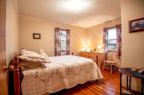 780 Donna Dr, Hermitage PA  16148-2938 exterior