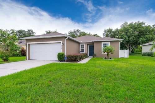 4808 Ashurst St, Kissimmee, FL 34758-2884