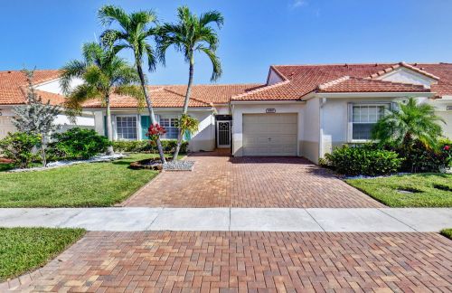 6169 Lake Hibiscus Dr, Delray Beach FL  33484-4620 exterior