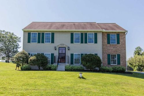 102 Calvary Church Rd, Longlevel, PA 17368-9515