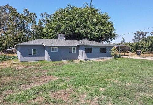 2617 Lincoln Blvd, Livingston CA  95334-9623 exterior