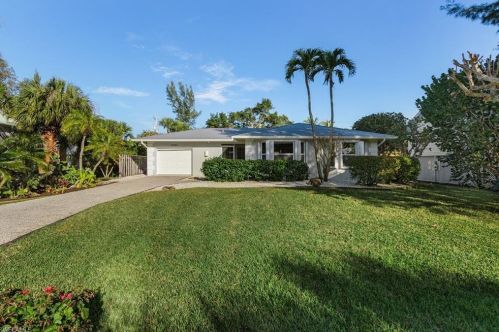 3085 Poinciana Cir, Sanibel, FL 33957-5605