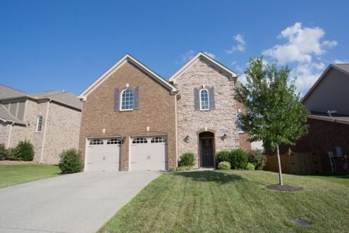 258 Meandering Dr, Lebanon TN  37090-1558 exterior
