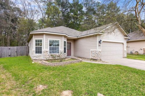 201 Summer Pine Ct, Conroe TX  77304-1874 exterior
