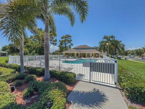 3204 Constellation Dr, Melbourne FL  32940-2364 exterior