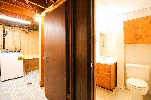 1005 14th St, Willmar MN  56201-2928 exterior