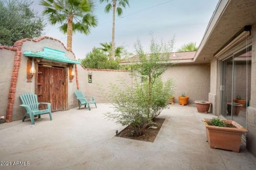 7210 17 Ave, Phoenix AZ 85027-5307 exterior