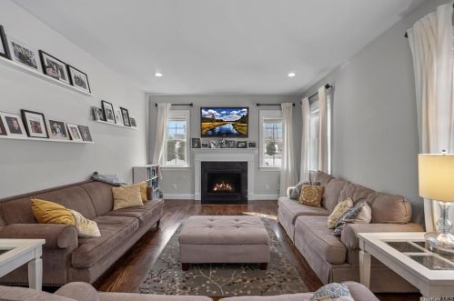 382 Bailey Rd, Montgomery NY  12549-2112 exterior