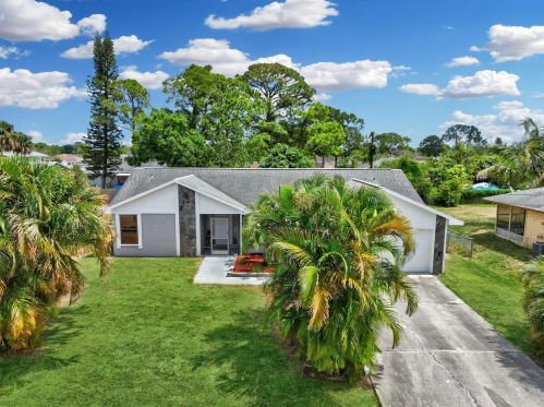 175 Avens St, Fort Pierce, FL 34983-1611