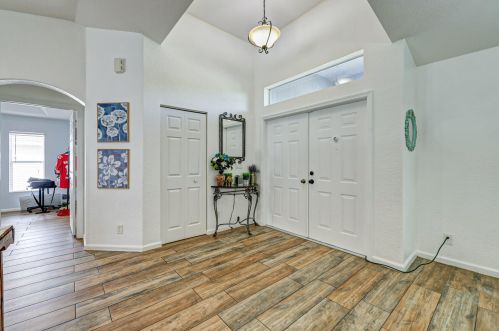 912 Paar Dr, Fort Pierce FL  34953-5623 exterior