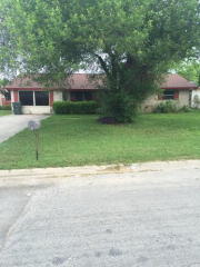 508 Leona St, Uvalde TX  78801-4409 exterior