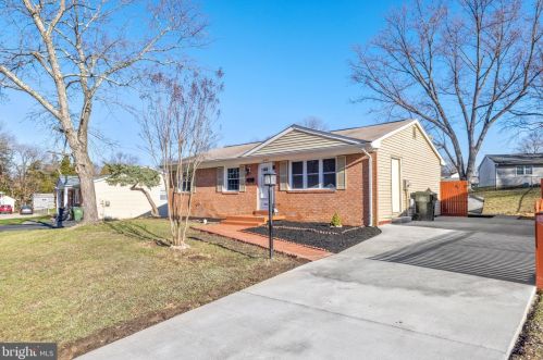 13125 Haddock Rd, Woodbridge VA  22193-5247 exterior