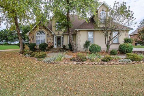 2432 Staplehurst Ln, Knoxville, TN 37932-1321