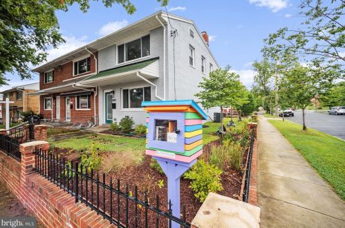 4901 7th Pl, Washington, DC 20017-2328