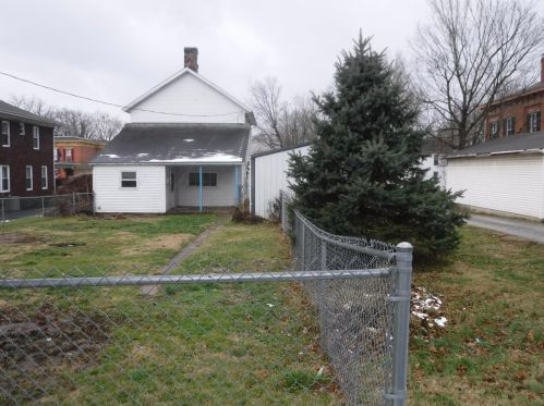 246 Walnut St, Fairfax OH  45133-1557 exterior