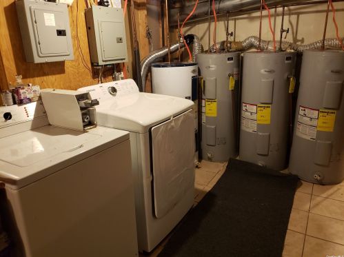 566 Lattintown Rd, Marlborough NY  12542-5143 exterior