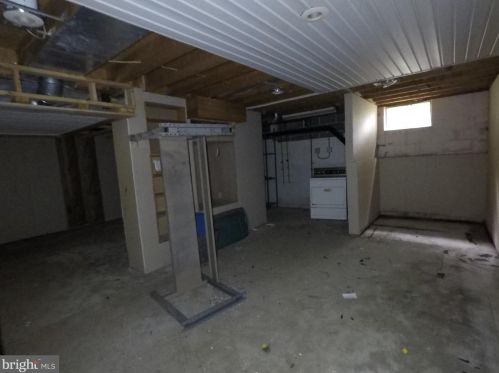 2 Presidential Dr, Berlin Boro NJ  08009-1358 exterior