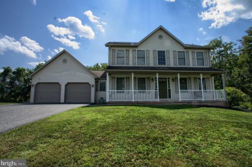 4412 Valley Rd, Shermansdale, PA 17090-8556
