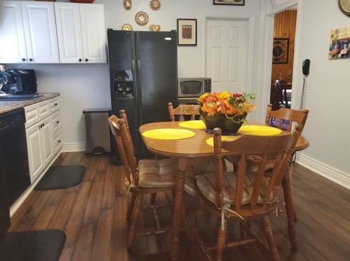 234 Aspen Rd, Karns City, PA 16041-1406