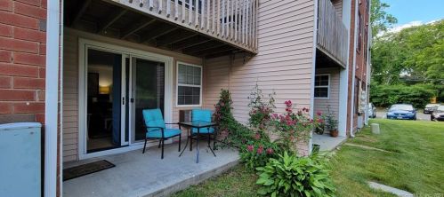 127 Heather Rdg, Huntington, CT 06484-4645