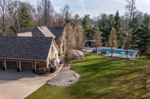 1144 Brookview Ct, Hermitage, PA 16148-4408