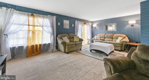 238 Northdown Dr, Dover DE  19904-9757 exterior