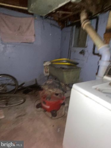 810 Kohn St, Norristown PA  19401-3742 exterior