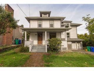7233 Main St, Portland, OR 97215-2949