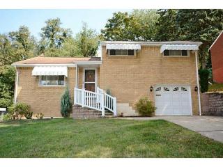 42 Green Glen Dr, Pittsburgh, PA 15227-4116