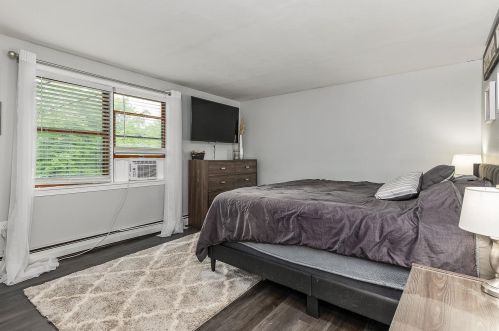 75 Ledgeview Dr, Rochester NH  03839-5618 exterior