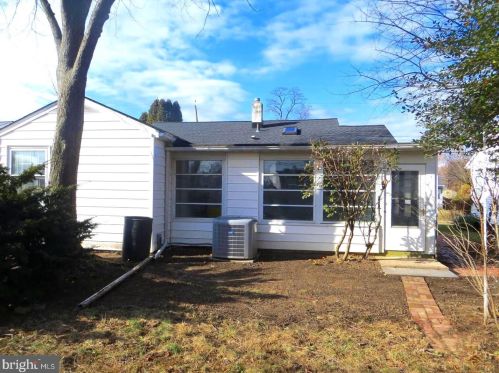 224 Clamer Rd, Trenton, NJ 08628-3201