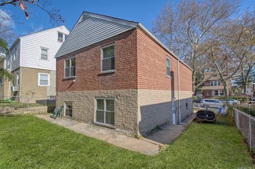 736 5 Ave, Mount Vernon NY  10550-4960 exterior