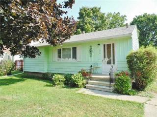 1036 Birch Ave, Maumee, OH 43537-3029