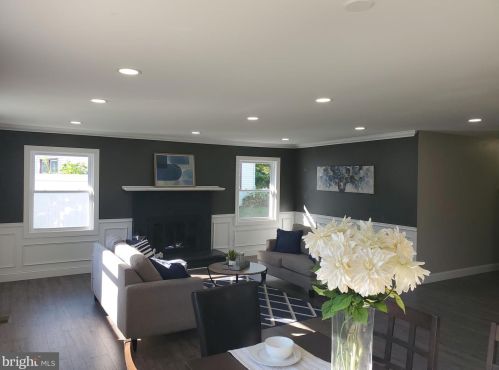 194 Northampton Dr, Willingboro NJ  08046-1343 exterior