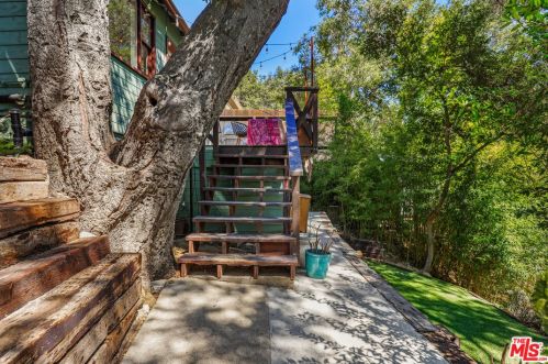579 Creek Trl, Topanga, CA 90290-3803