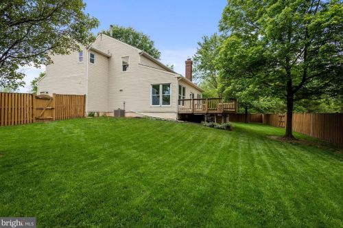 514 Jennifer Ct, Leesburg VA 20176-4910 exterior