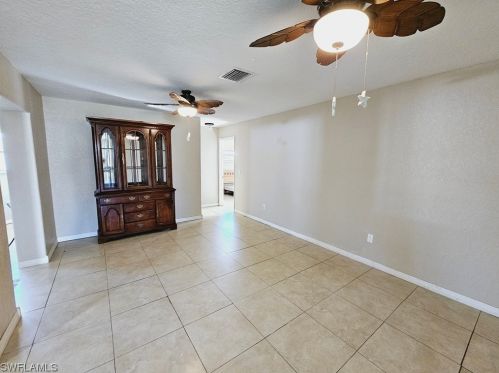 2911 5 Pl, Cape Coral FL  33904-3410 exterior
