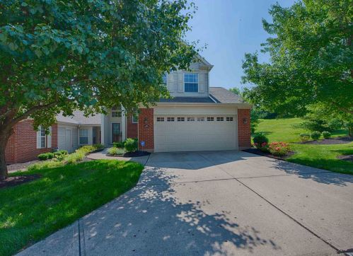211 Thornbush Ct, Newport, KY 41076-1956