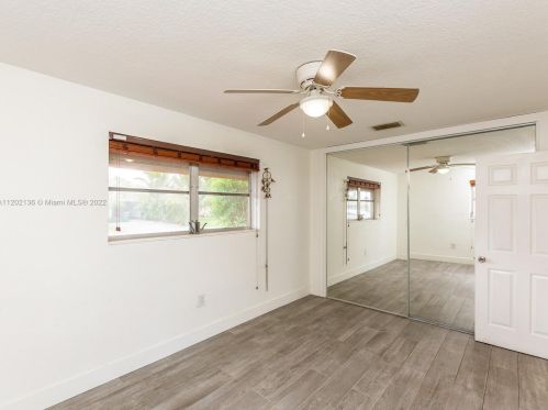 7891 11th St, Hollywood FL 33024-5148 exterior