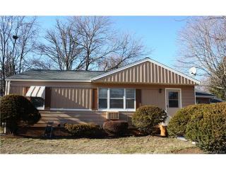 5 Baker Rd, New Haven, CT 06514-3703