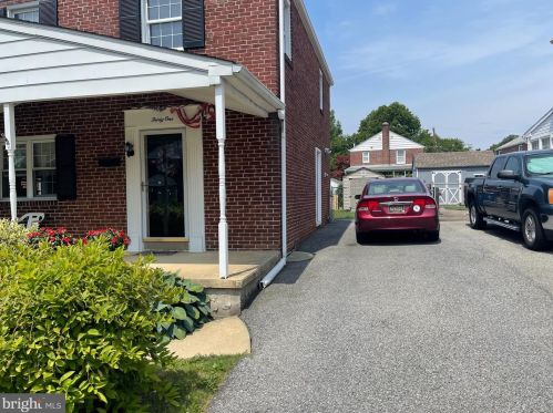 31 Richard Ave, Wilmington, DE 19805-2083