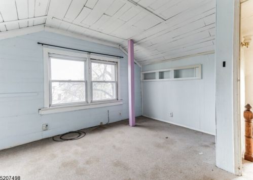 105 Brinkerhoff St, Ridgefield Park NJ  07660-1905 exterior