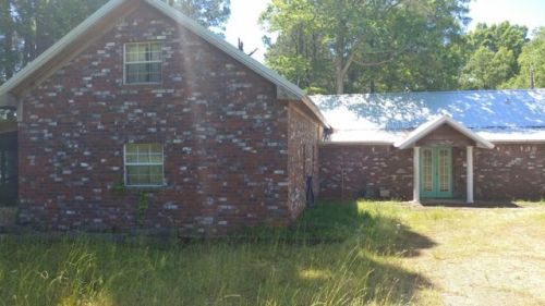 223 Camp Corney Rd, Farmerville, LA 71241-8245