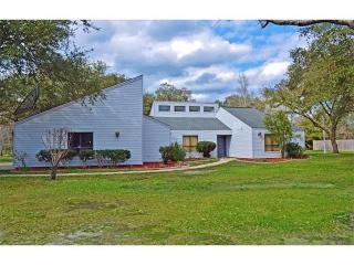302 Royal Dr, Slidell, LA 70460-5206