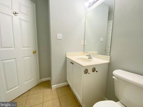 179 Dunlap Dr, Charles Town WV  25414-6509 exterior