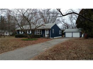 8 Broc Ter, Huntington CT  06484-4204 exterior